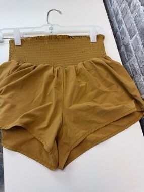 Offline by Aerie Smocked Waist Mustard Women’s Shorts
